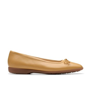 Clarks Coley科利系列- Coley15 Bell 女款精緻工藝蝴蝶結娃娃鞋 (焦糖色) CLF82527C