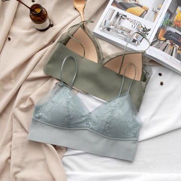一片式無痕內衣女奶油法式蕾絲少女裹胸抹胸式三角杯文胸薄款細帶