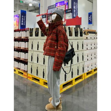 紅色格紋短款羽絨服女款冬季2025新款爆款肯豆風加厚面包服小個子
