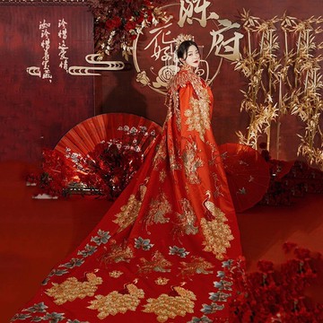 秀禾服披風拖尾披肩2021新款短款高端鳳冠霞帔大婚全套新娘出閣