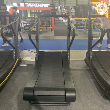 【商用不插電】弧形跑步機 健身器材 跑步機 健身器械 有氧運動 健身房專用 無動力靜音 弧形跑道 商用級耐用 專業健身訓練