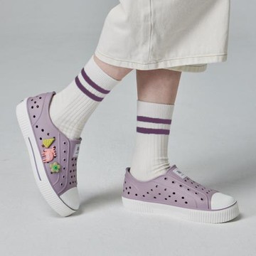 moz 瑞典 駝鹿 雙色洞洞餅乾水鞋 (奶蓋芋圓) -附鞋扣