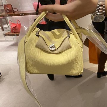 小雞黃2024春夏新款潮斜挎包女mini琳迪包手提真皮女包單肩藥箱包