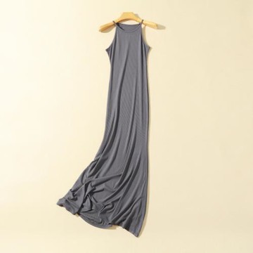 外貿圓領無袖掛脖大擺連衣裙女修身顯瘦彈力性感包臀露肩長款裙子