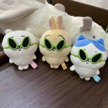 台灣出貨 日系ins刺繡綠色眼鏡卡通可愛星之卡比烏薩奇玩偶棉花娃娃眼鏡