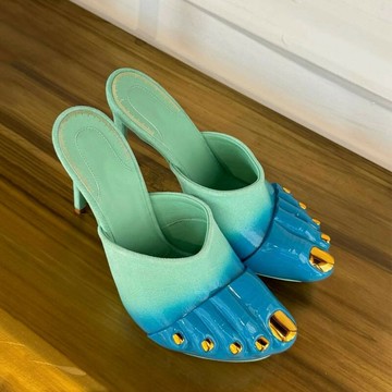 免運 開立發票 鞋子 潮鞋 休閒鞋 歐美新款時裝走秀羅馬鞋金色腳趾高跟涼鞋半托T臺潮細高跟