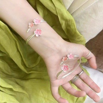 香港出貨正品🔥限時下殺🔥桃花灼灼緣定桃花愛情美滿新中式國風輕奢純銀小衆重工足銀花朵開口手鐲環 桃花手鐲 女手鐲 純銀手鐲