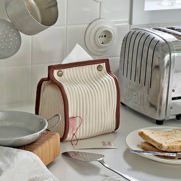 捲筒衛生紙套 _ 麵包