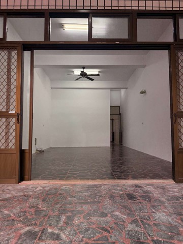 日南學區 可孝親 大地坪透天 近全聯/縱貫路｜台中市大甲區中山路二段
