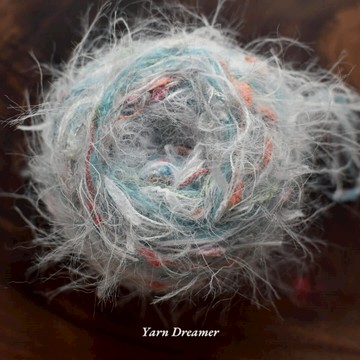 特色手混線毛線編織 淺藍混色毛線 羽毛絨鉤針毛線 霧裡看花DIY髮圈鉤織毛線 包包卡套髮圈髮箍線材 庫存毛線