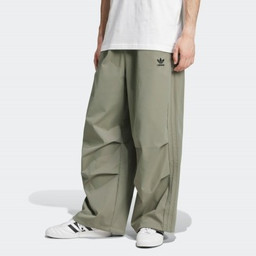 ADIDAS ORIGINALS愛迪達 阿迪達斯 三葉草 男長褲-卡其綠 PARACHUTE PANT IZ4849