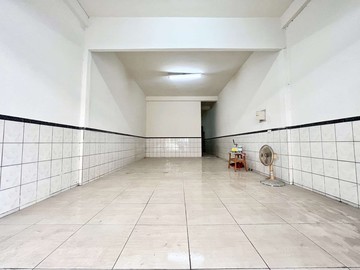 超俗!大肚交流道旁1~3樓透天 門前可停車｜台中市大肚區王福街