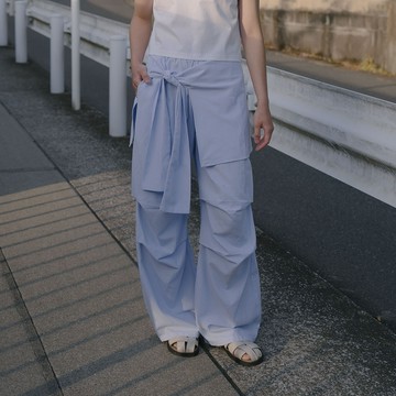 QUEENSHOP_S 女裝 兩件式條紋打褶休閒長褲附裙簾 S/M 現+預 【04102050】