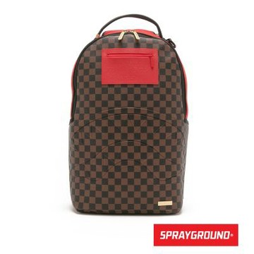 SPRAYGROUND-日式文字皮標棋盤格大容量後背包-咖色