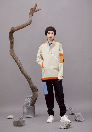 半開釦防風上衣 - 卡其