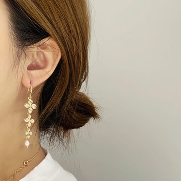 AMUMU JEWEL ｜台灣現貨｜超美花瓣形天然珍珠耳環｜925耳針