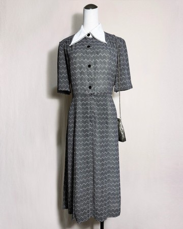 白領圖騰短袖古著洋裝/ 國外帶回 VINTAGE