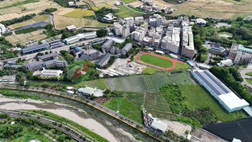 霧峰亞洲大學旁｜千坪農牧用地地勢平坦出價就談｜台中市霧峰區新厝段