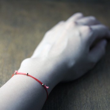 小心機 - 摯愛鮮橘紅極細線 鮮橘紅伸縮繩結蠟線手環