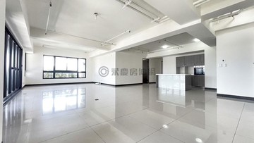 富旺國美天藏｜空中電梯別墅｜大三房雙主臥三平車｜台中市西區中美街