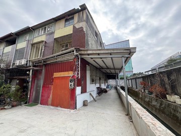 潭子加工區/邊間透天/買地送屋/另有水利地可使用｜台中市潭子區潭富路一段