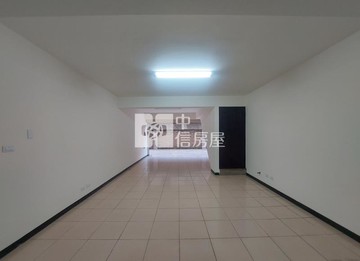 新屋區近過嶺(新榮路)有雙車位美別墅｜桃園市新屋區新榮路