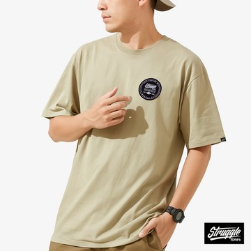 【S.G】左胸貼章短Tee「大地色」M~3XL｜官方旗艦店82109-77