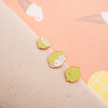 抱著檸檬打瞌睡 慵懶貓咪 檸檬切片 三件組 耳環