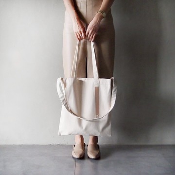 新托特 經典系列M 奶茶色 帆布手印托特包