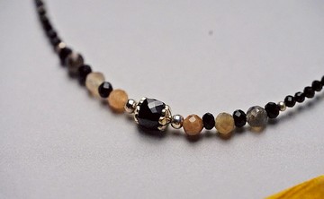 純手工製作純銀黑尖晶骨幹金太陽石項鏈