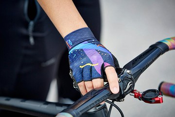 自行車手套-流動水晶