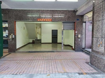 左營|R15生態園區|崇德商圈大面寬臨路店面｜高雄市左營區立大路