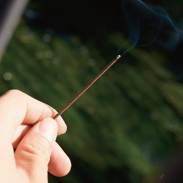 【 No.06 桓 Huán 】 手工線香 木質 × 辛香 × 穩定提氣