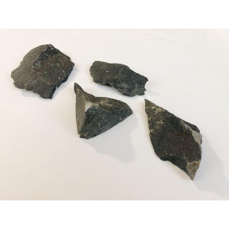 サヌカイト １ｋｇセット 讃岐石 カンカン石 石器材料 標本 石