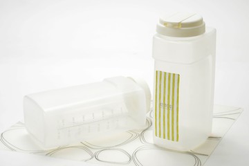 KEYTOSS Water-環保輕量冷水壺 1700cc 1入 (12*8.5*24CM)