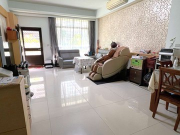 桃園市平鎮區 紫藤園 雙車位精美別墅｜桃園市平鎮區陸橋南路