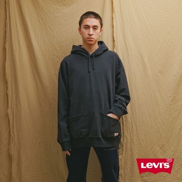 Levis Red 工裝手稿風復刻再造 男款 重磅口袋帽T 寬鬆休閒版型 魚子黑