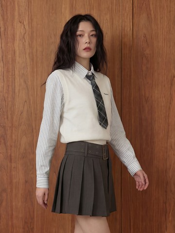 學院風襯衫背心領帶上衣