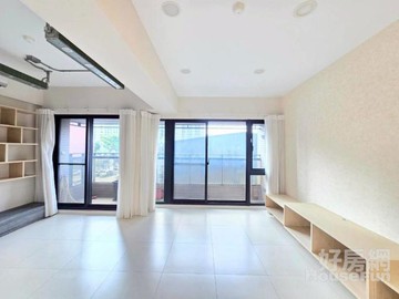 R15輕屋齡2+1房平車~精裝好靓屋況極佳｜高雄市左營區重立路