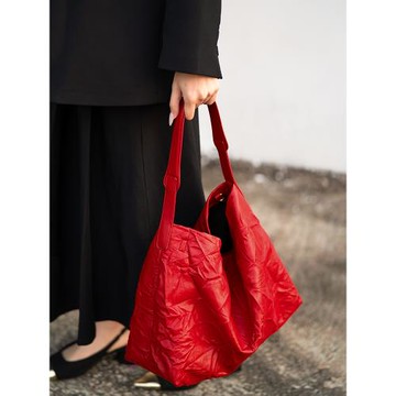 維尼奧紅色褶皺塌塌包2025高級感通勤腋下托特包大容量結婚新娘包
