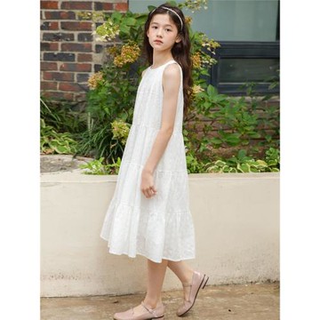 女童吊帶裙夏季氣質海邊裙子氛圍感2025新款中大童少女過膝度假裙