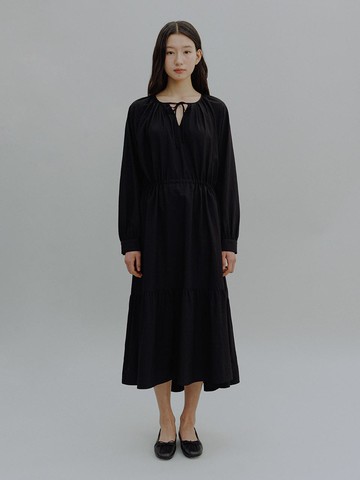 SOPIA SHIRRING DRESS [BLACK]