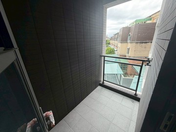 宜蘭運動公園旁優質全新套房台屋柚子｜宜蘭縣宜蘭市中山路二段