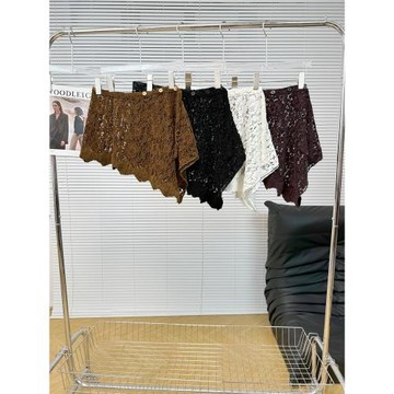 短款三粒扣遮臀一片式半身裙小屁簾刺繡蕾絲不規則圍裙遮跨A字裙