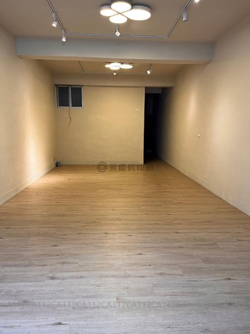 「專任」超便宜太平學區透天厝可三代同堂(可營登)｜台中市太平區中山路一段