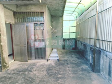 西賢朝南邊間透天車墅｜台南市中西區西賢街