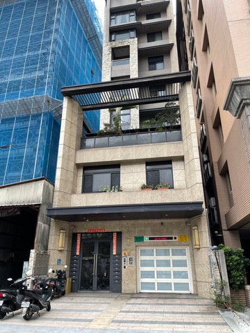 蘆洲區永康公園二房車｜新北市蘆洲區永康街