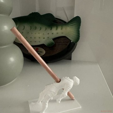 桃園出貨🍂新款亡靈騎士筆筒 中世紀桌面簡約騎士創意擺件筆架模型炫酷