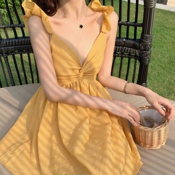 海南三亞海邊度假短裙旅游拍照抹胸超仙溫柔仙女可愛小個子沙灘裙