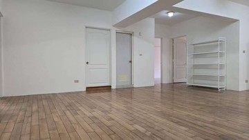 近楠梓加工區/台積電/德賢商圈.室內超大三房平車｜高雄市楠梓區德賢路